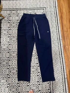 Figs Navy Jogger Scrub Pants with Gray Drawcord